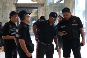 สำนักงาน กสทช. ปรับองศาเสาสัญญาณจากพื้นที่ใกล้เคียง และประสานค่ายมือถือนำรถโมบายล์ขยายสัญญาณ ช่วยเหลือประชาชนให้สามารถกลับมาติดต่อได้ ในพื้นที่น้ำท่วมหาดใหญ่ จ.สงขลา